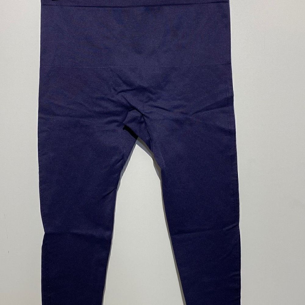 Empetua Women's Mid Waist Shaping Seamless‎ Athletic Purple Leggings Sz L NWT